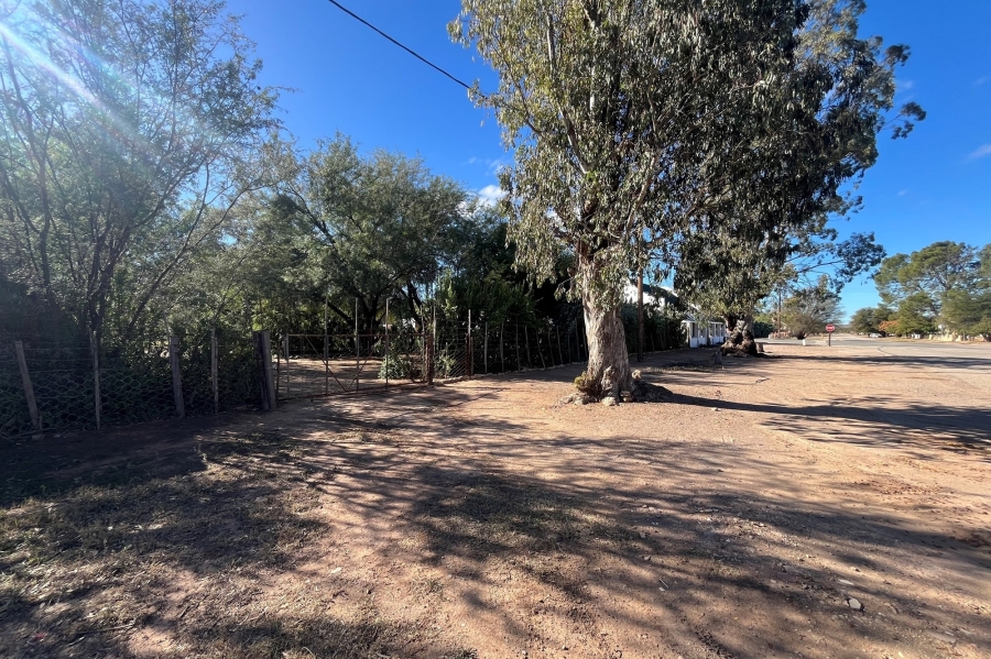 4 Bedroom Property for Sale in Steytlerville Eastern Cape